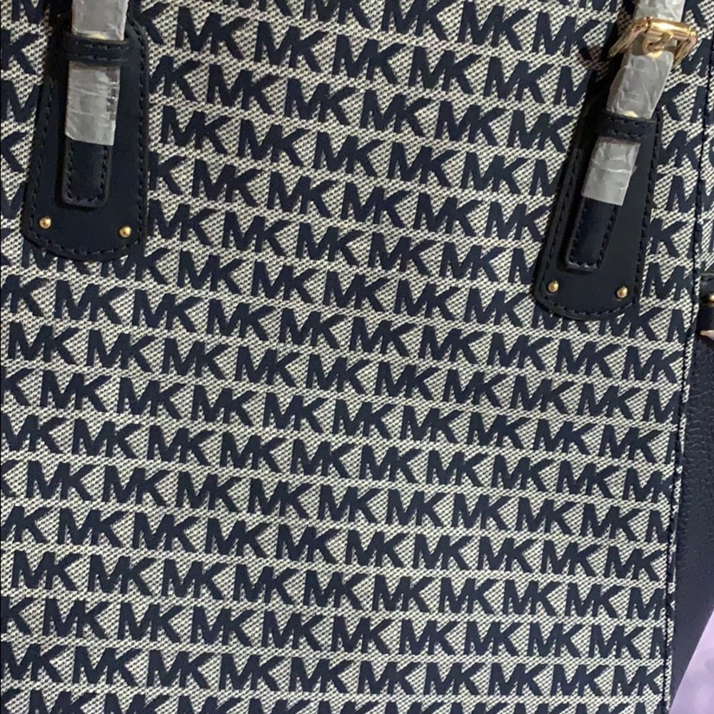 Michael Kora Ivory Multi voyager ew tote - Picture 2 of 4